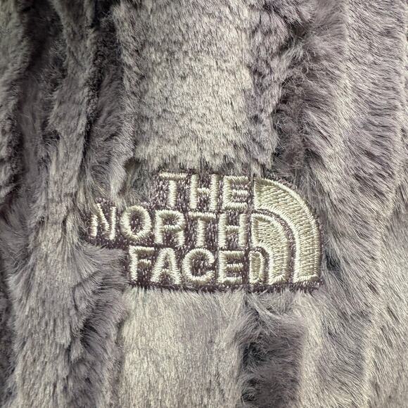 The North Face Furlander Faux Fur Hooded Vest Gray L NWOT - Picture 5 of 11